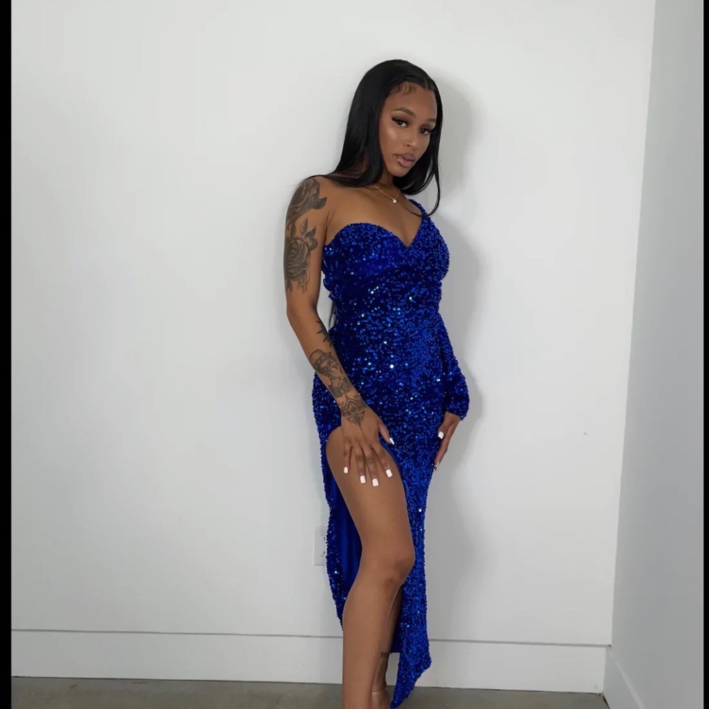 Alglist Evening gown